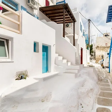 Elenitas In Lägenhet *