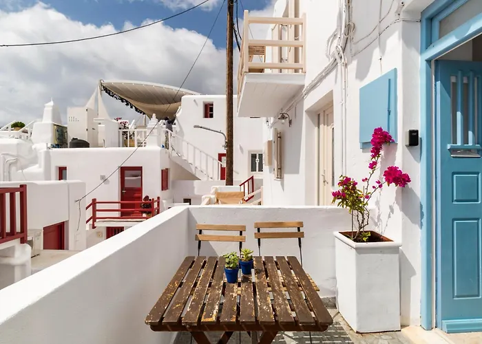 Elenitas In * Mykonos Town